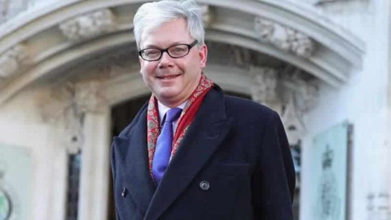 Cornwall Düşesi Camilla’nın kuzeni otelde ölü bulundu