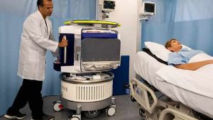 İngiltere’de 6,7 milyon kişi hastanelerde tedavi olmak için sırada bekliyor 