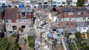 Londra’da gaz patlaması nedeniyle bina çöktü: 1 ölü, 3 yaralı