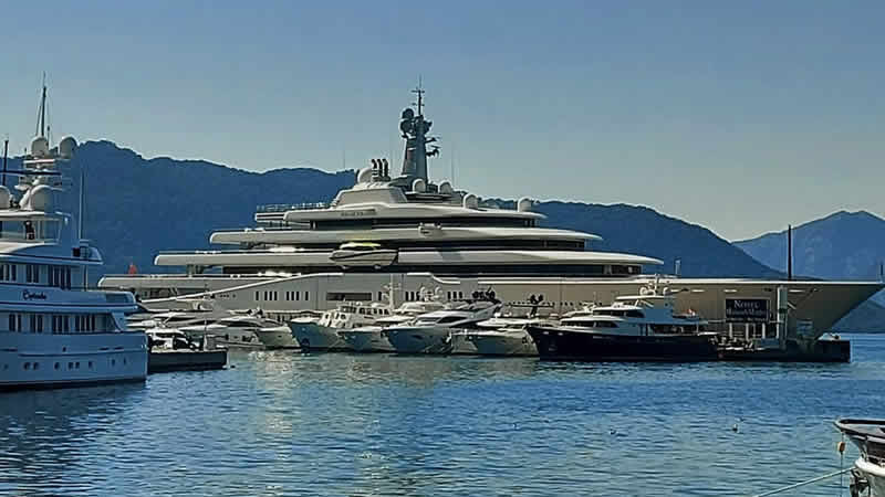 The Times: Rus oligarklar yat ve gemilerini Türkiye’de saklıyor