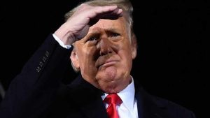 Trump: FBI, evime yaptığı baskında 3 pasaportumu çaldı