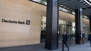 Deutsche Bank İngiltere’de sancılı bir durgunluk bekliyor