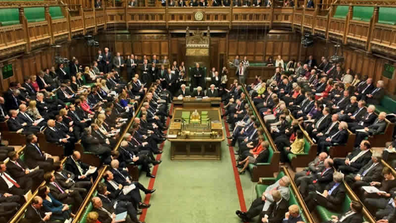 İngiltere parlamentosunda cinsel taciz skandalı: ‘Tecavüze uğradım’