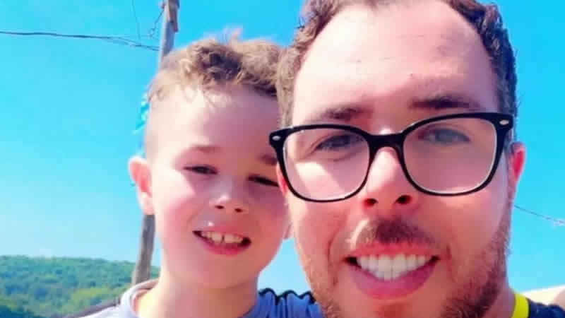 İskoçya’da yaşayan baba ve oğul haftalardır Türkiye’den dönemiyor