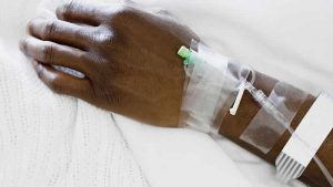 Rapor: Siyahi İngilizlerin çoğu hastanelerde ayrımcılığa maruz kalıyor