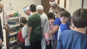 Çocuklara camiyi sevdirmeyi amaçlayan “Çocuk Market” projesi İngiltere’ye taşındı