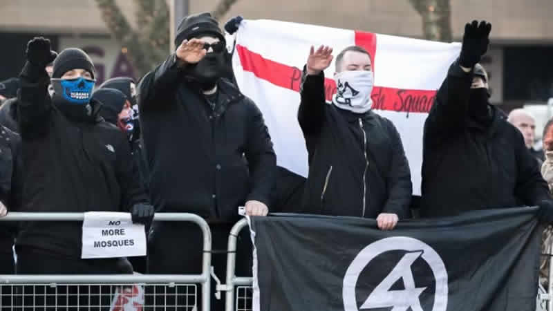 İngiliz ordusu içindeki aşırı sağcı gruplara karşı uyarı