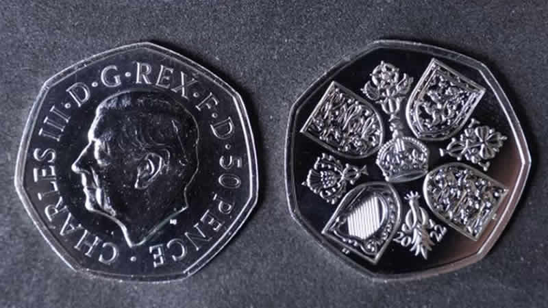 İngiltere Kraliyet Darphanesi, Charles için ilk madeni parayı bastı