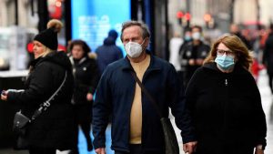 İngiltere’de iki yeni Covid-19 varyantı tespit edildi