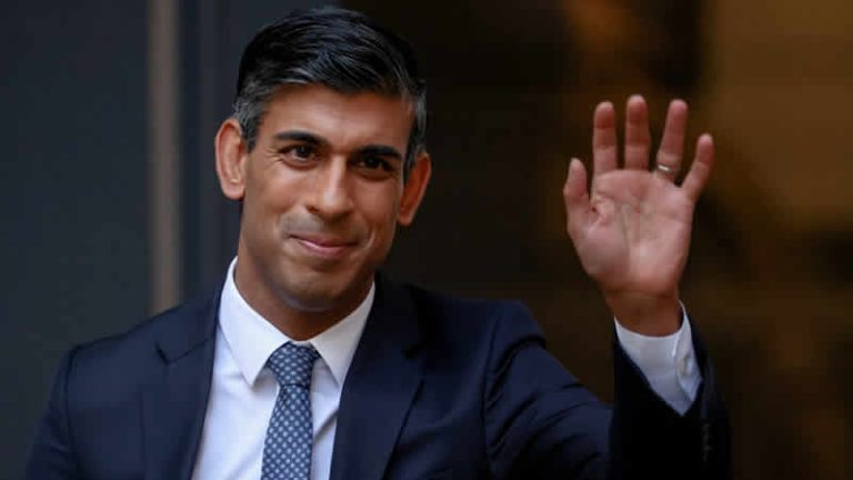 İngiltere’de ilk kez bir başbakan, hükümdardan daha zengin