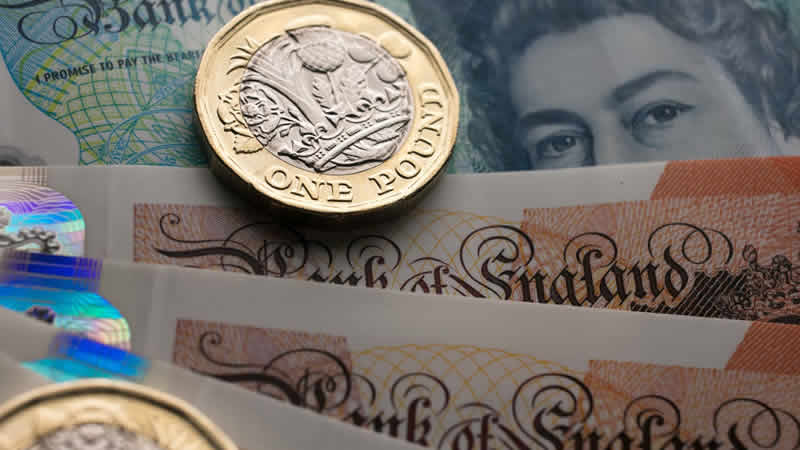 İngiltere’nin vergi planında U dönüşünün ardından sterlin yükseldi