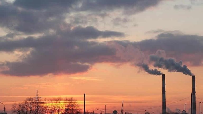 Rapor: G20’nin fosil yakıtlara verdiği rekor sübvansiyonlar iklim değişikliğiyle mücadeleyi baltalıyor