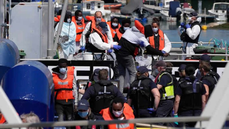 Daily Mail: İngiltere sığınmacılar için günde 6.8 milyon sterlin harcıyor