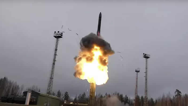 İngiltere’den Rusya’ya: Nükleer silahın ciddi sonuçları olur