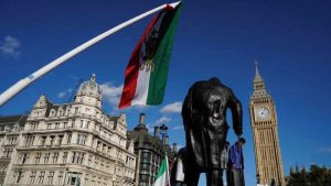 İran, İngiltere’nin yaptırımlarına karşılık verme hakkını saklı tuttuğunu açıkladı