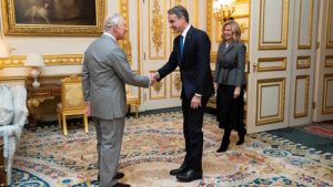 Kral Charles ile Miçotakis’in Londra’da ‘ilginç gündemi’