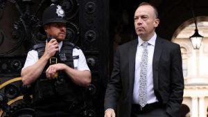 Kuzey İrlanda’da siyasi kriz sürüyor