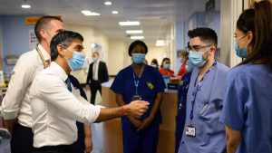 Birleşik Krallık’ta hemşireler de greve gidiyor