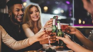 Demiryolu grevleri ve hayat pahalılığı yılbaşı partilerini de vurdu