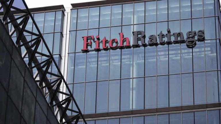 Fitch, İngiltere’nin kredi notunu teyit etti