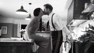 Harry ve Meghan belgeselinden yeni fragman: Bu aileye giren kadınlar acı çekiyor