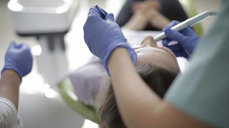 İngiltere’den Türkiye’ye sağlık turizmi için gidenlere hükümet uyarısı