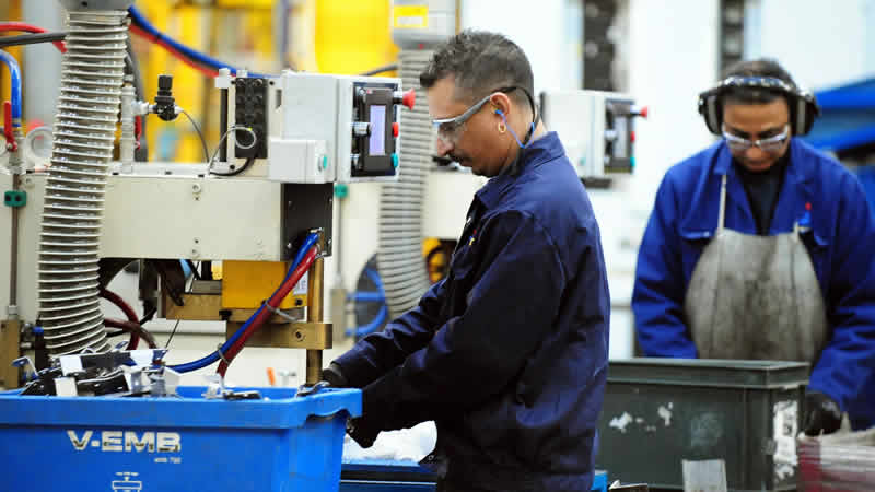 İngiltere’de üretimin azalması bekleniyor