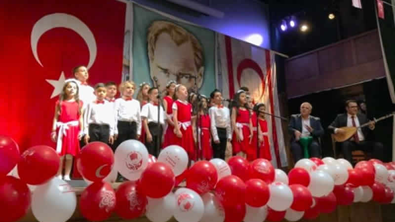 Londra’da Türk Dili ve Kültürü okulları için bağış kampanyası