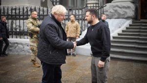 İngiltere eski Başbakanı Johnson, Zelenskiy ile bir araya geldi