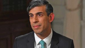 İngiltere Başbakanı Sunak, özel sağlık hizmeti alıp almadığını söylemeyi reddetti