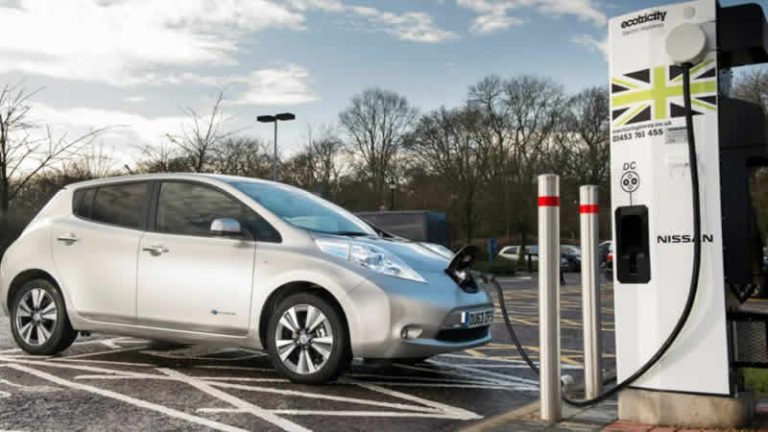 İngiltere’de elektrikli otomobil şarj cihazı sayısı yetmiyor