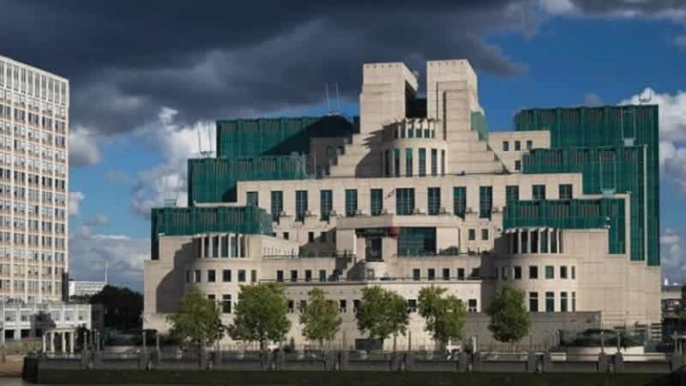 MI6’in, Londra’daki “gizli” merkezi boşaltıldı
