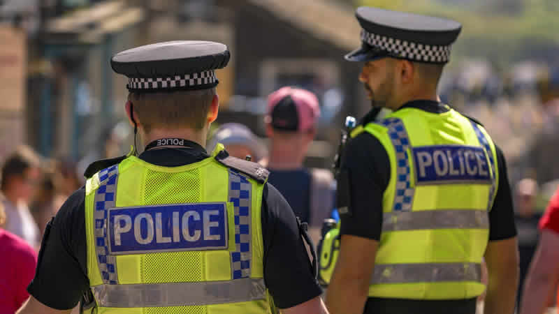 Britanya’da vegan polisler güvenlik sorunu oldu