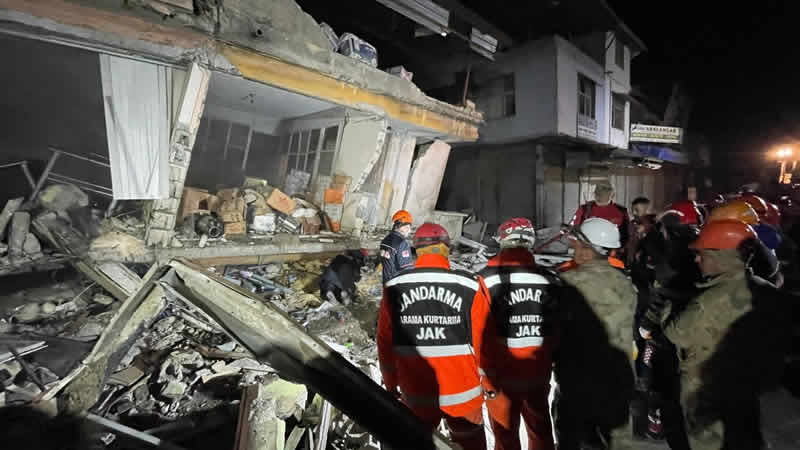 Hatay merkezli depremde 6 kişi hayatını kaybetti