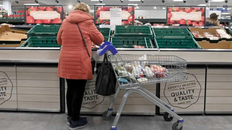 İngiltere’deki market zincirlerinde sebze ve meyve krizi yaşanıyor