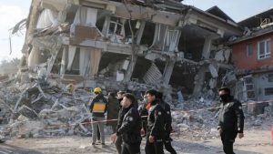 Türkiye’ye 30 milyon dolarlık deprem yardımı Pakistan’da kriz çıkardı