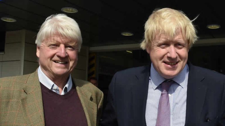Boris Johnson, babası için şövalyelik unvanı istedi