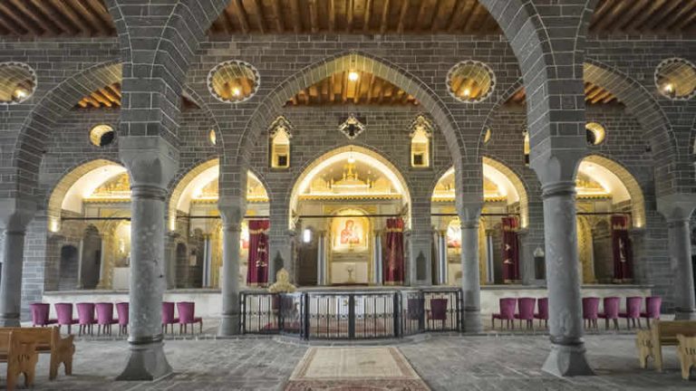 “Art4Lives” (Hayat için Sanat) çevrimiçi sanat müzayedesi