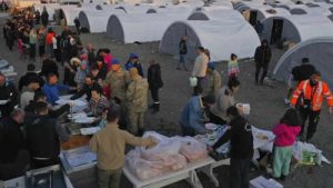 İngiltere’de Türkiye için “Deprem yürüyüşü”