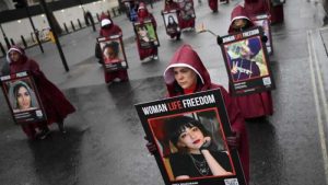 İngiltere’den kadına şiddet uygulayan 4 ülkeden kişi ve kuruluşlara yaptırım kararı