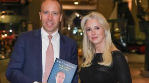 İngiltere’yi sarsan Whatsapp mesajlarının yankıları sürüyor