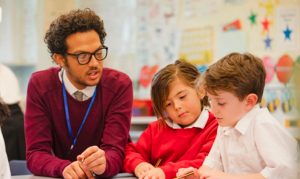 İngiltere’deki okul müdürleri, ücret teklifini reddetti