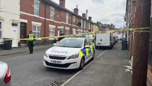 Derby’de bir kişinin ölümüne neden olan köpeğin sahibi tutuklandı