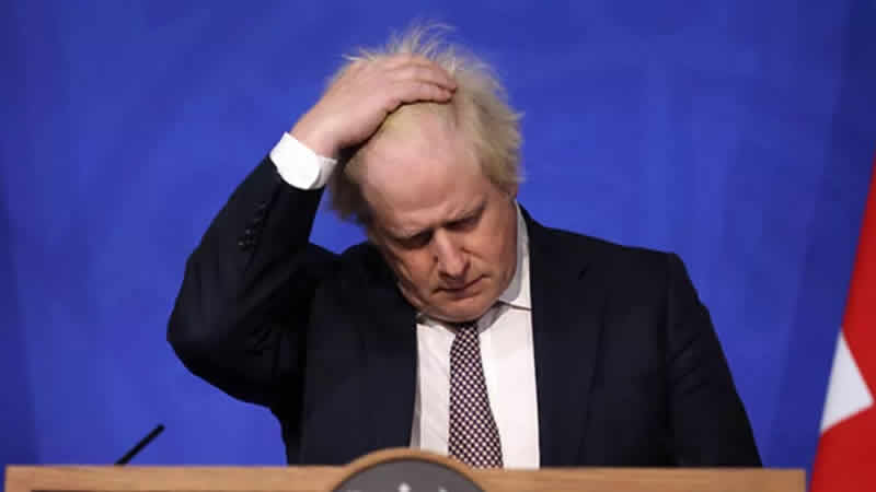 Boris Johnson’ın başı yine dertte!