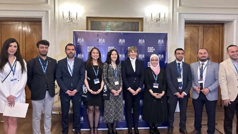 Chevening Bursu ile eğitimlerini tamamlayan mezunlar Ankara’da sertifikalarını aldı