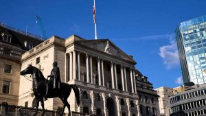 İngiltere Merkez Bankası borç verenlere yönelik kuralları gevşetecek