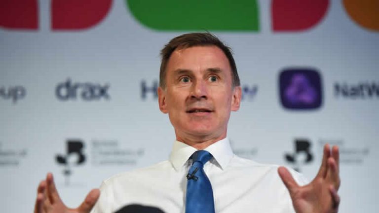 İngiltere, göçmenlik kurallarını hafifletiyor