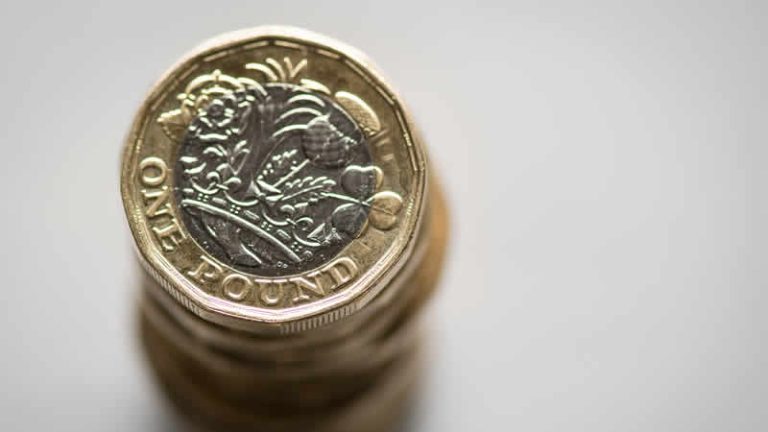 İngiltere nisan ayında bütçe açığı verdi