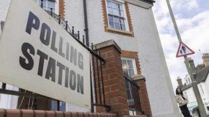 Muhafazakar Parti yerel seçimlerde bine yakın sandalye kaybetti