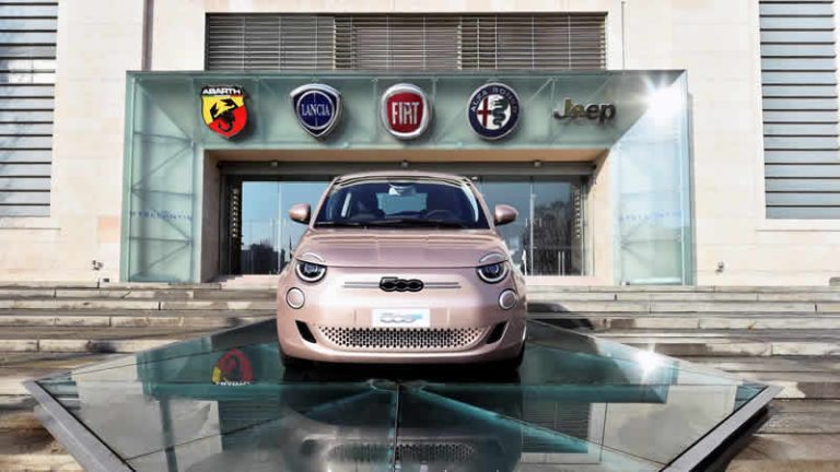 Stellantis’ten İngiltere’ye Brexit çağrısı